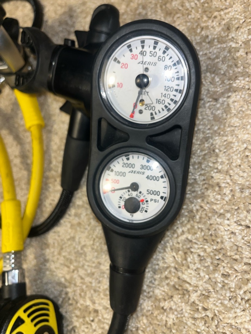 Scuba Diving Regulator - Picture 12 of 14